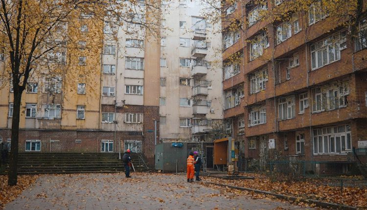 В Волжском завершают подготовку домов и соцобъектов к отопительному сезону
